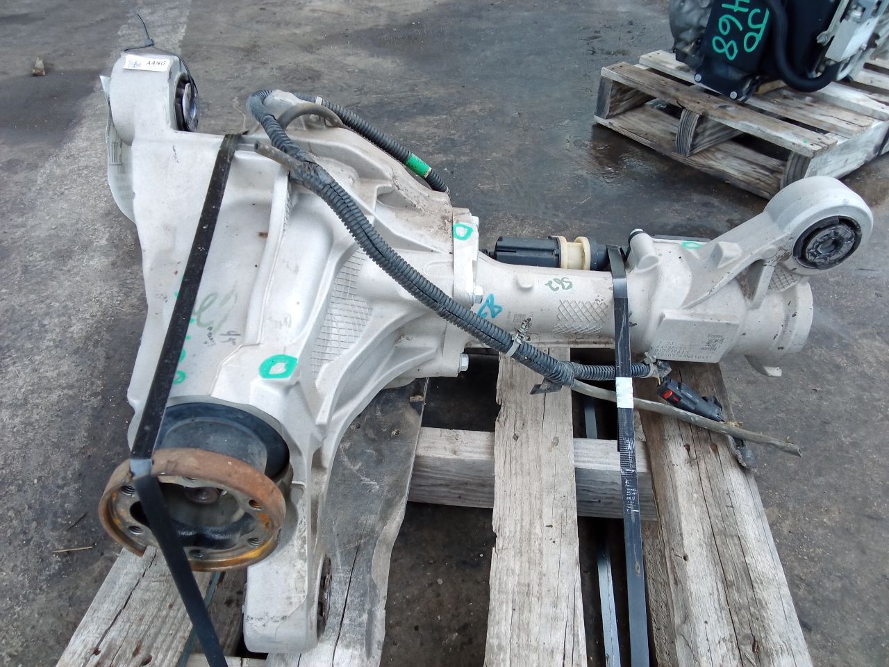 Part image 5