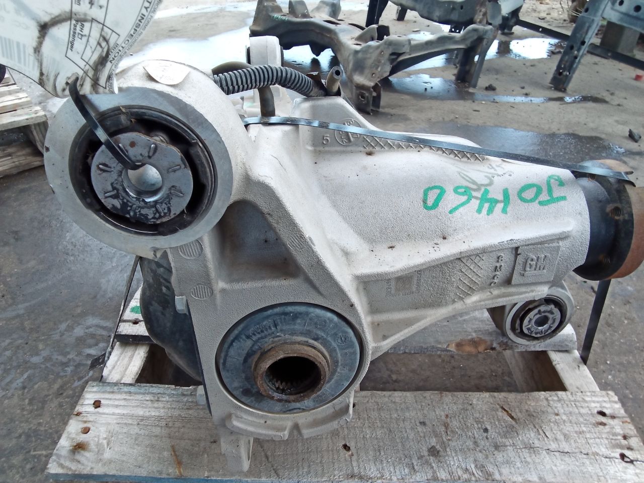 Part image 13