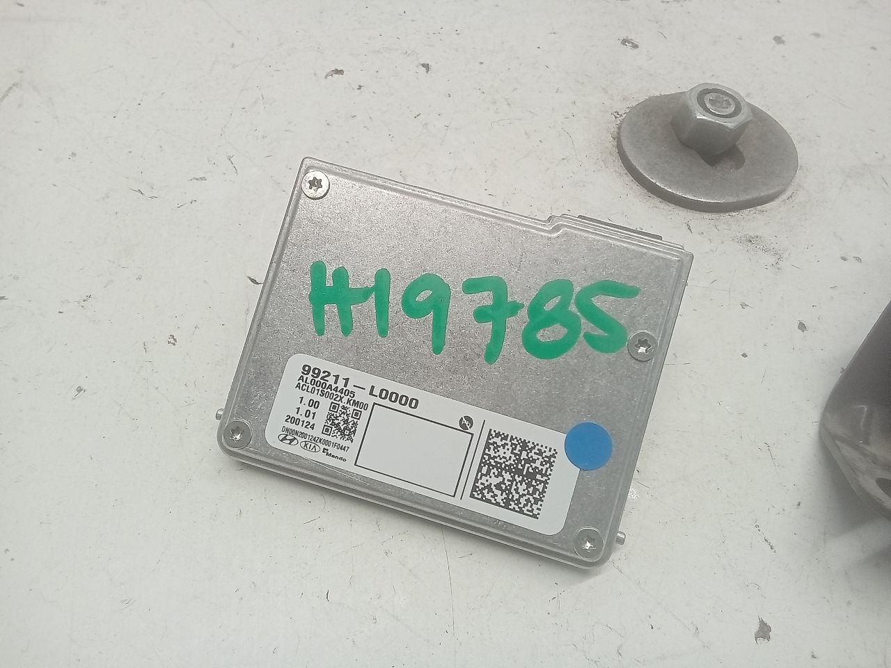 Part image 3