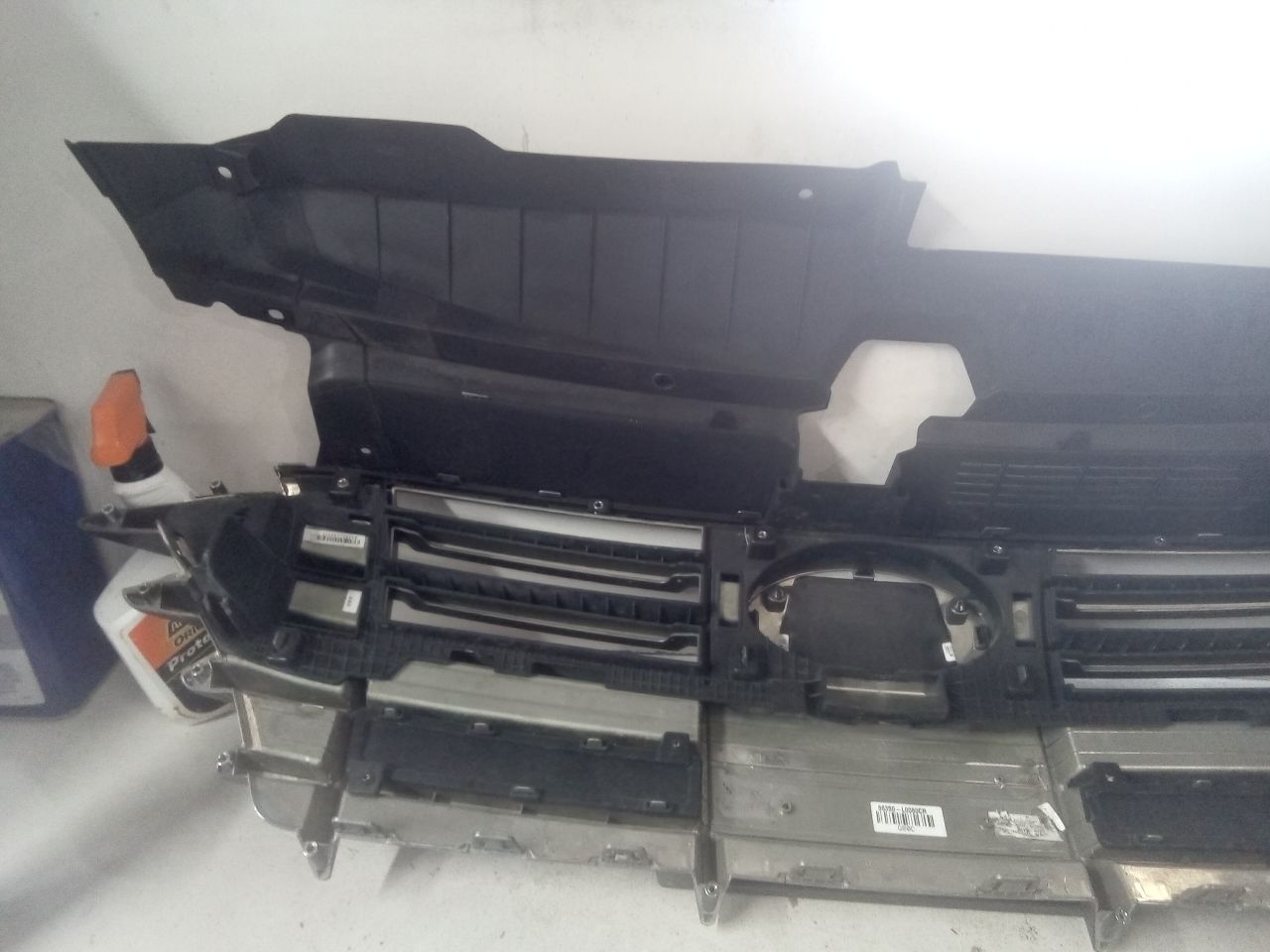 Part image 8