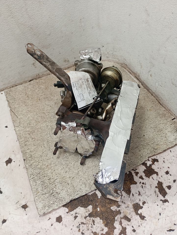 2015 Volkswagen CC Exhaust Manifold