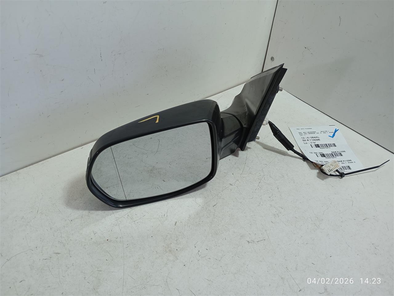 Part image 3