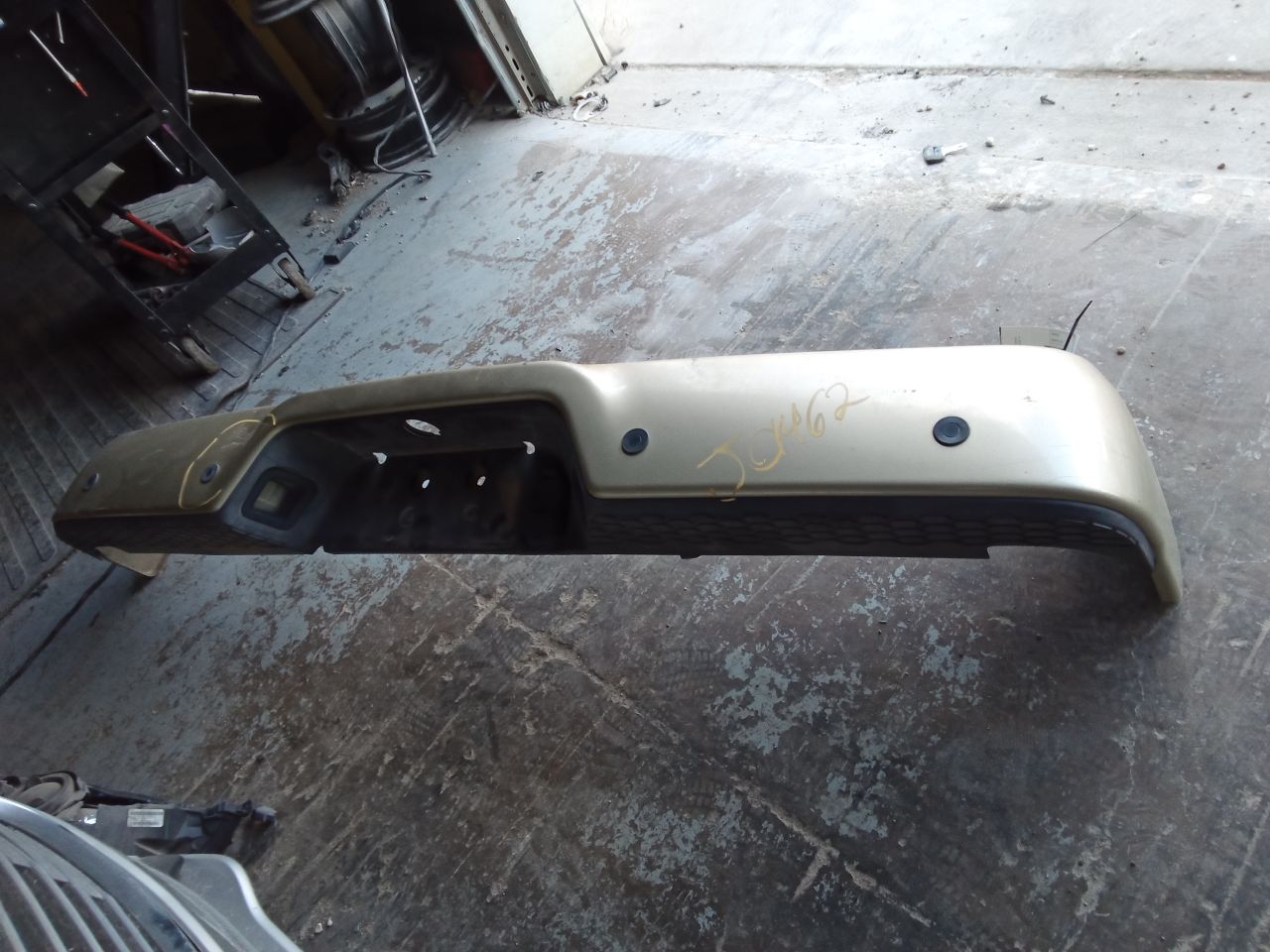 Part image 2