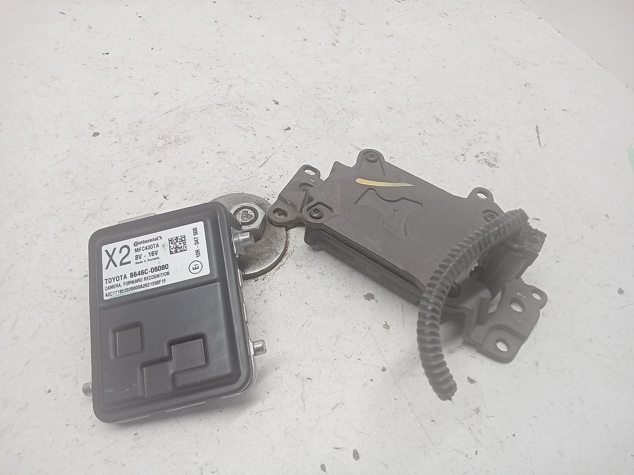 Part image 3