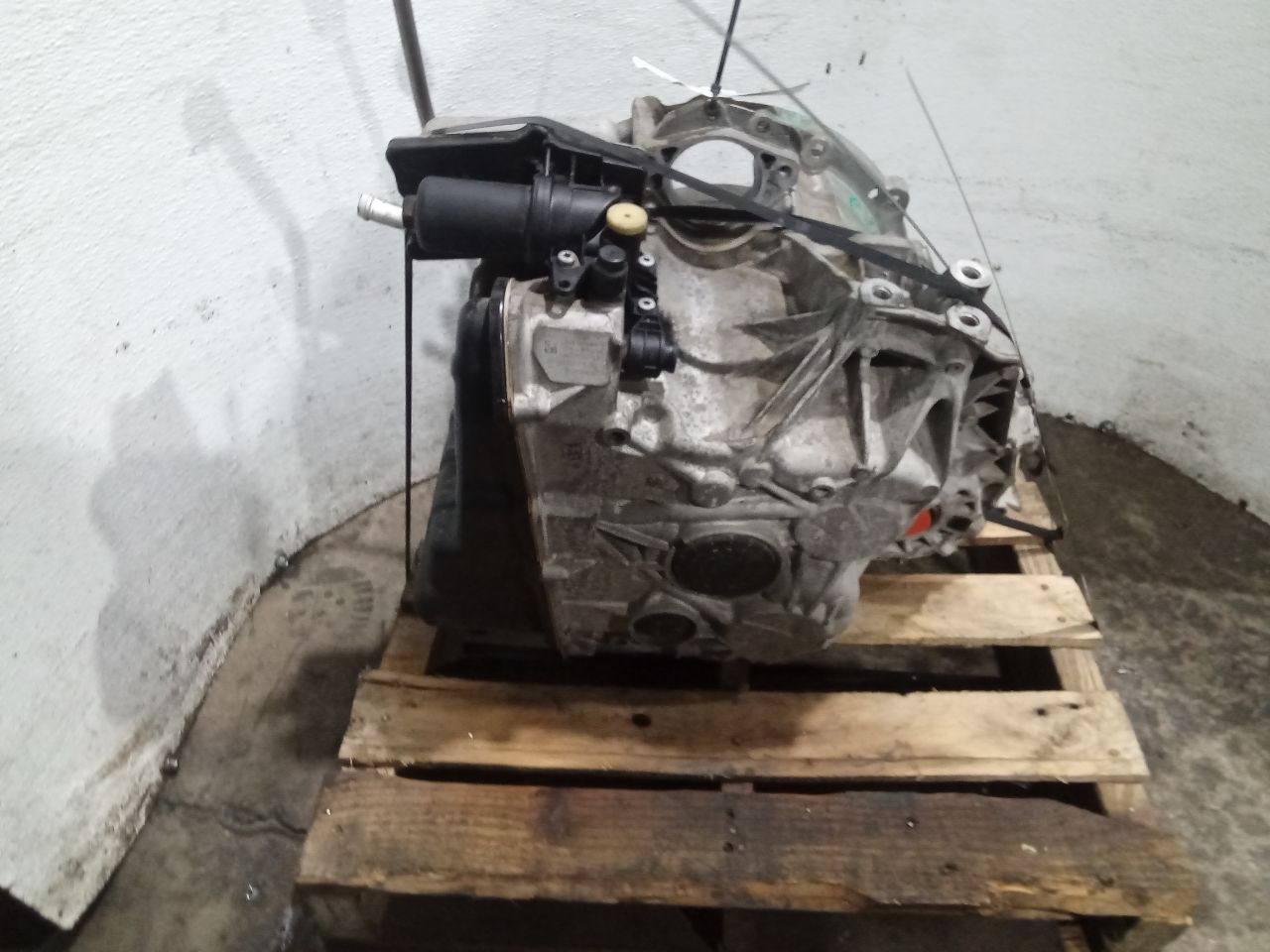 Part image 3