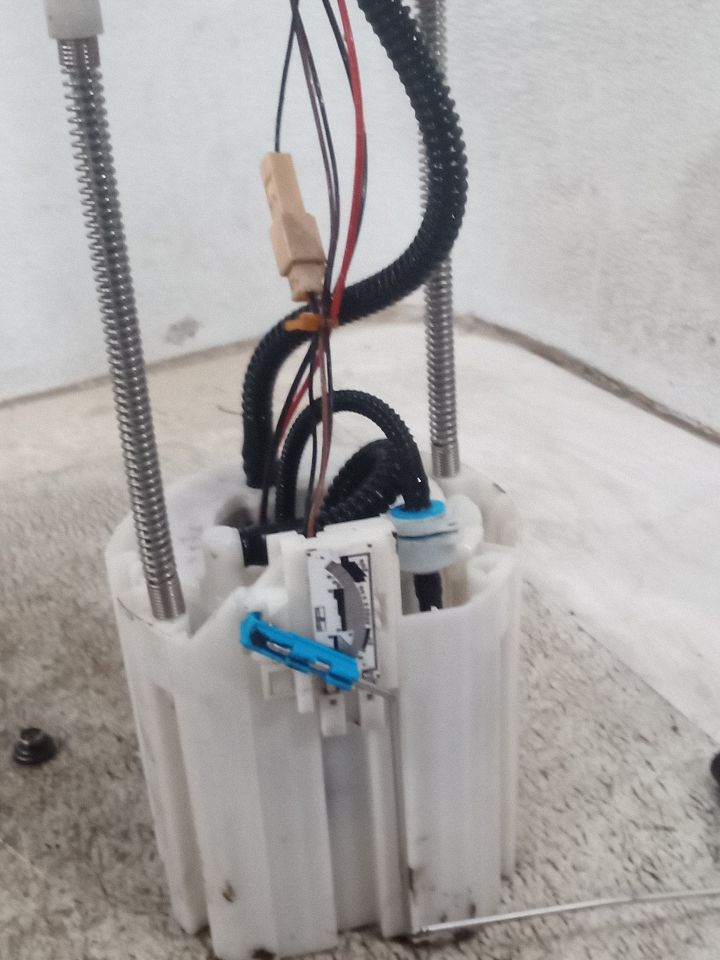 Part image 8
