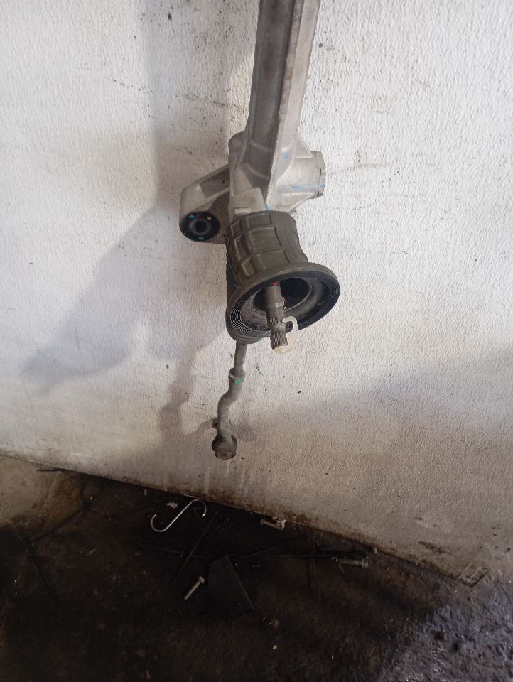 Part image 9