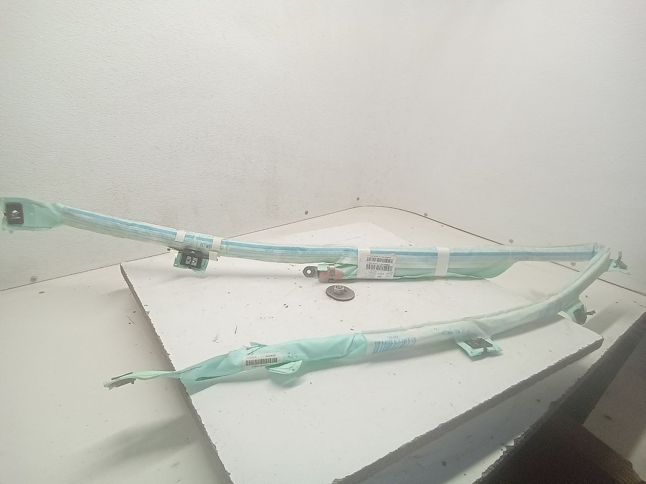Part image 3