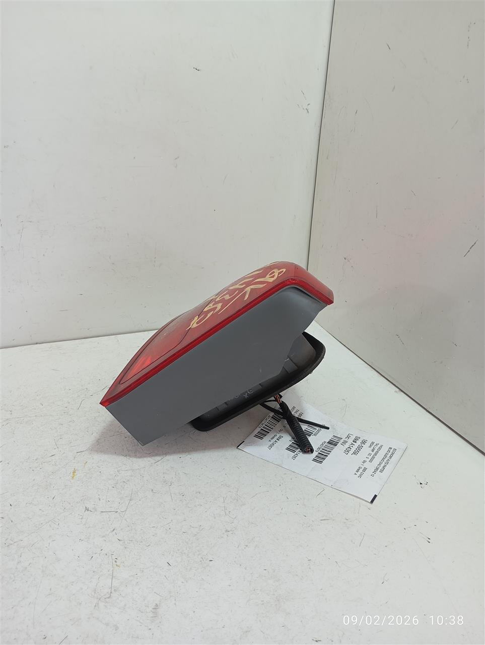 Part image 3