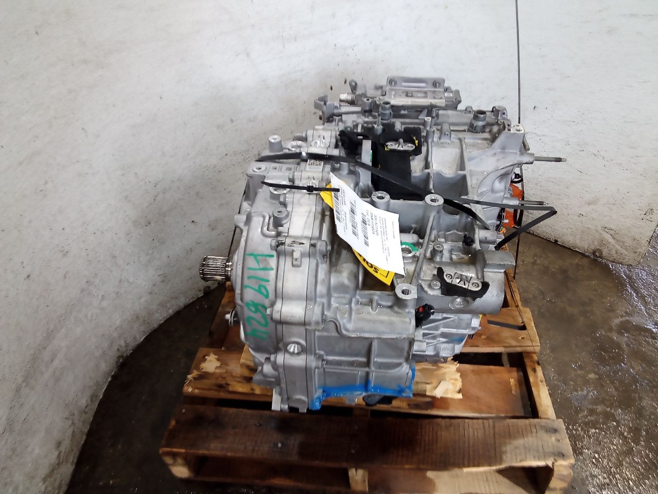 Part image 11