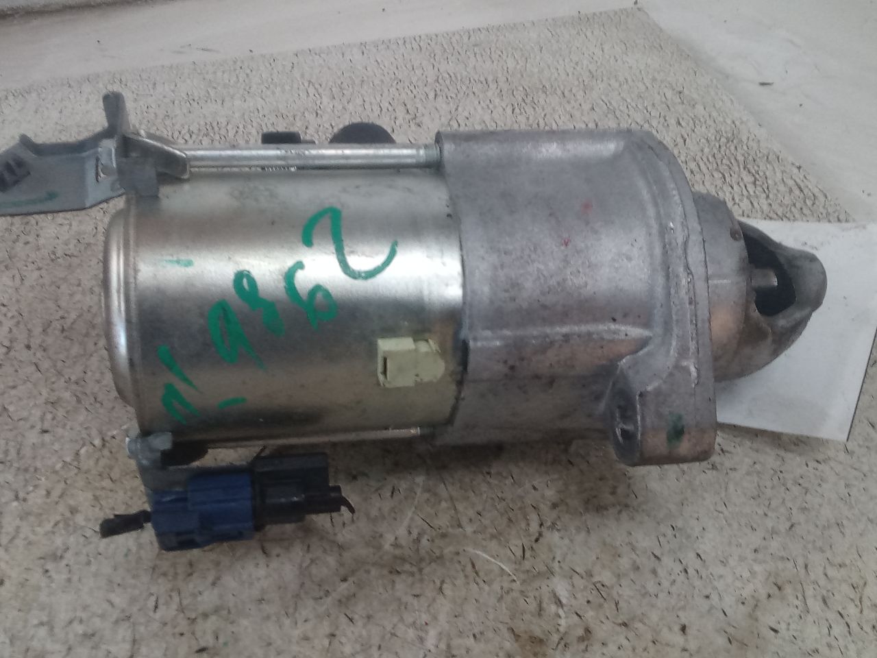 Part image 4