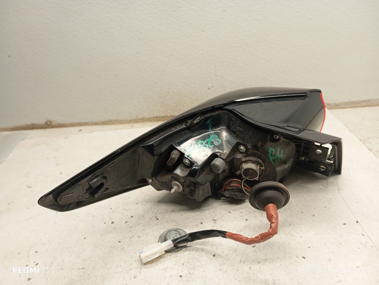 Part image 3