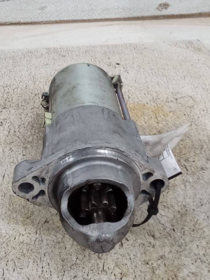 Part image 4