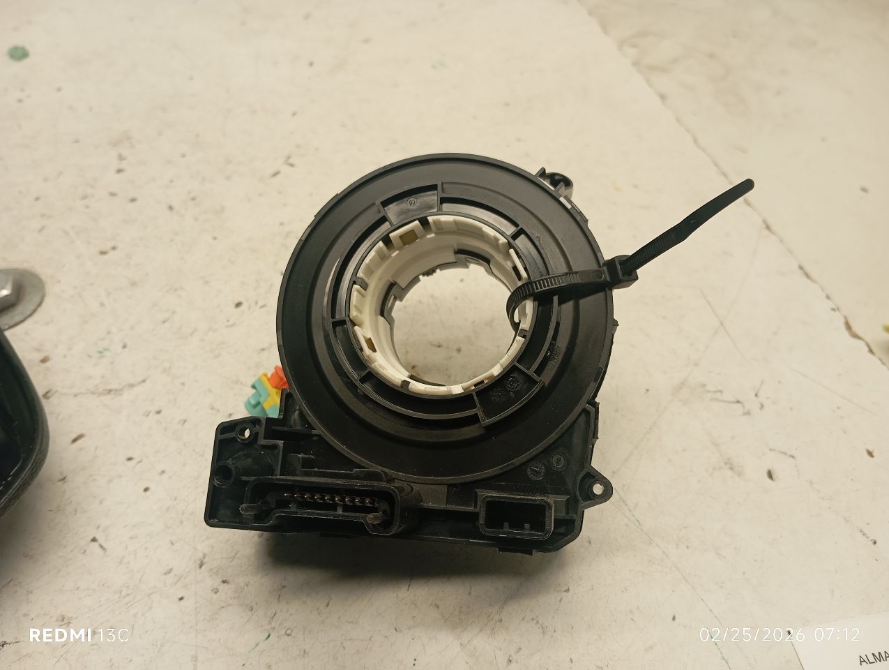 Part image 4