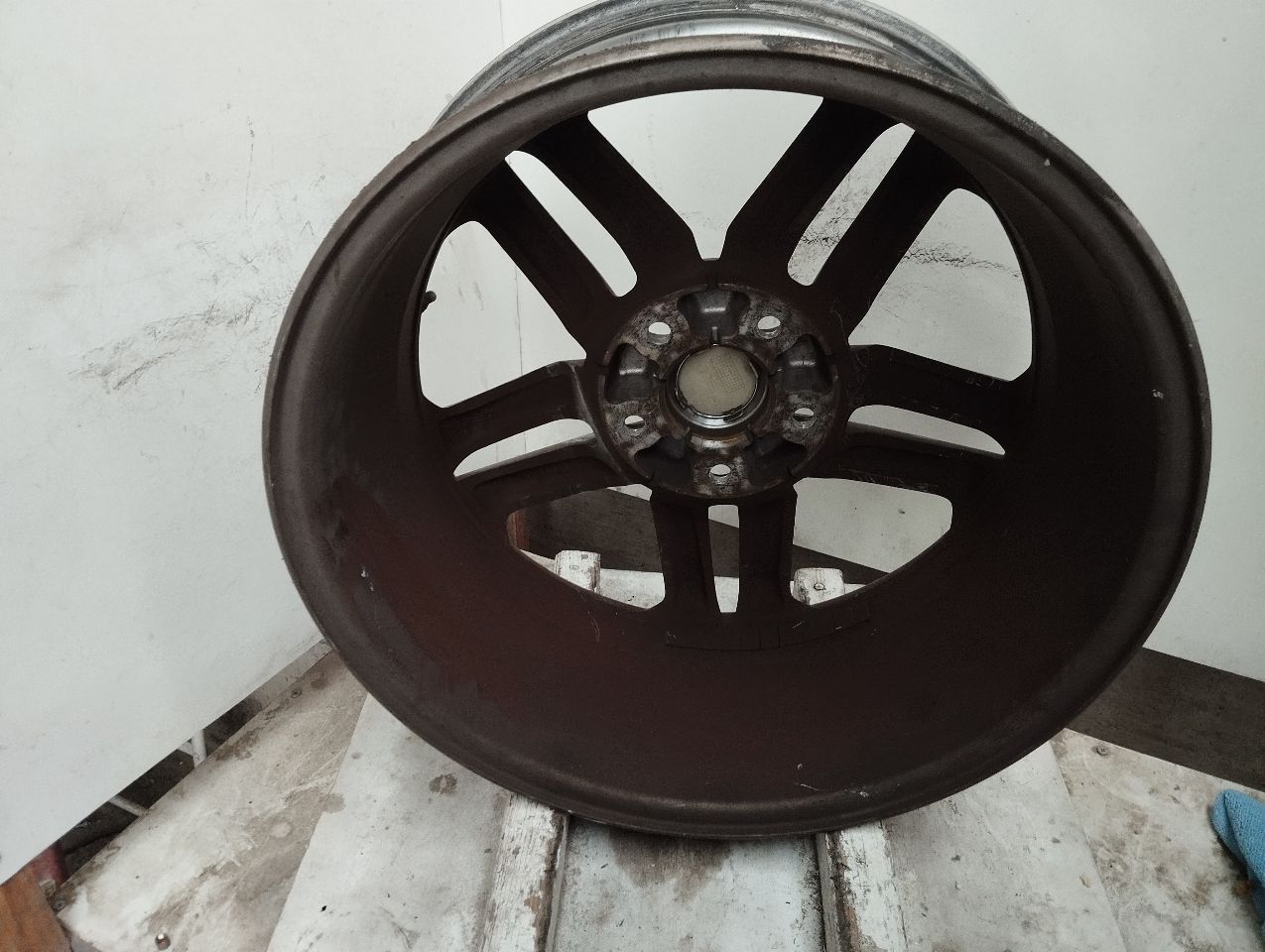 Part image 3