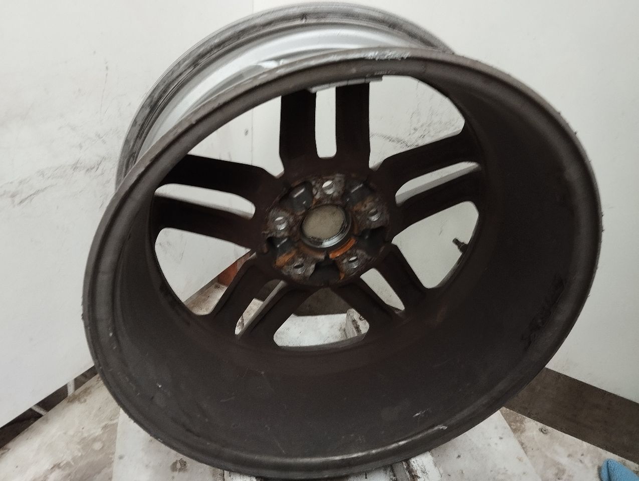 Part image 3