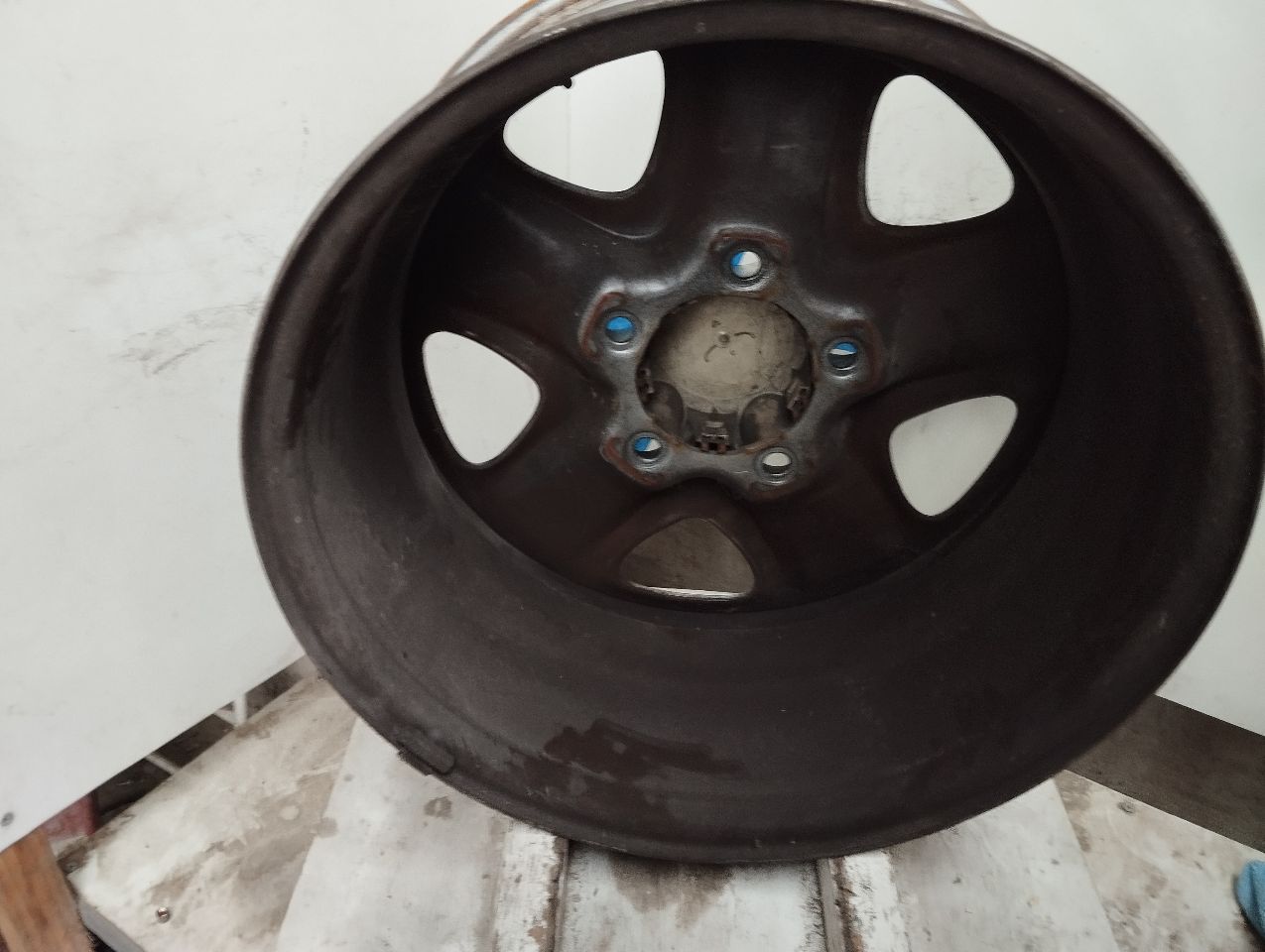 Part image 3