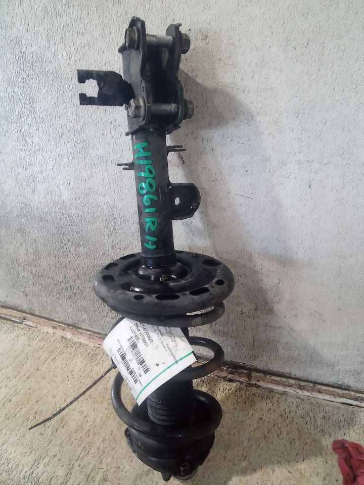 2014 Nissan PATHFINDER Strut