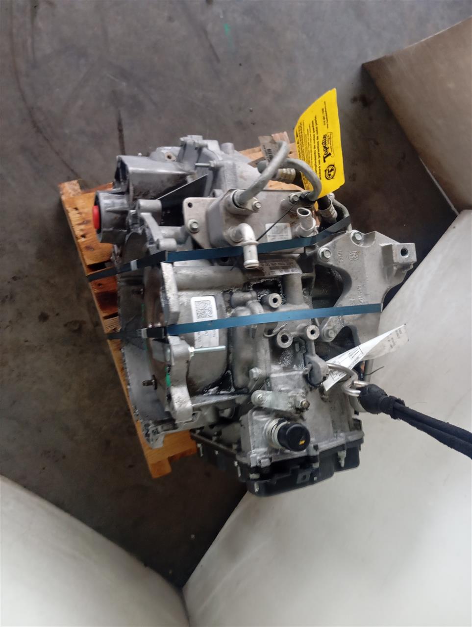 Part image 3