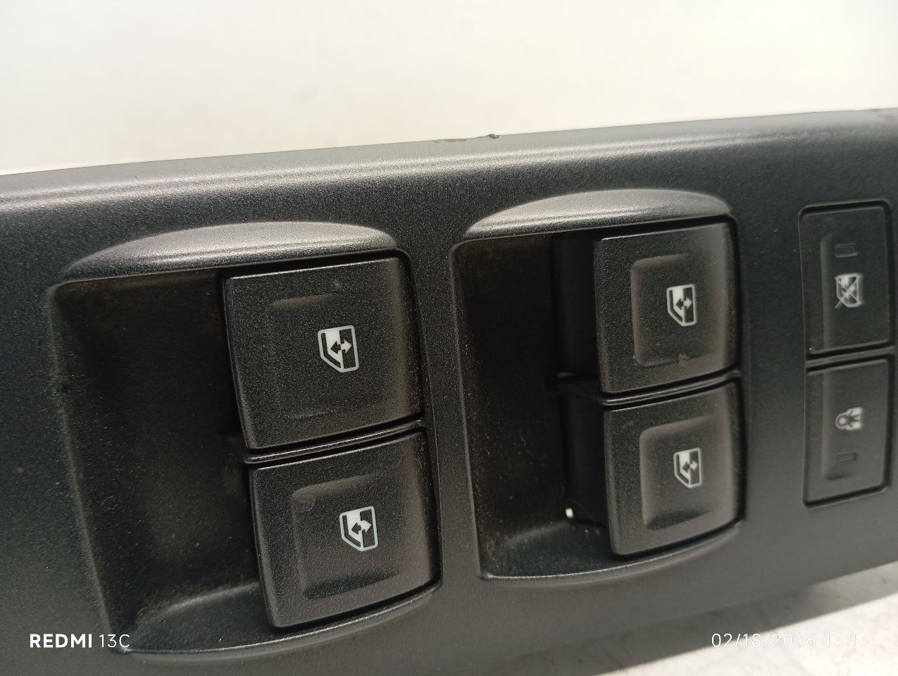 Used 2015 General Motors SILVERADO 1500 PICKUP Front Door Switch - Stock #H19815