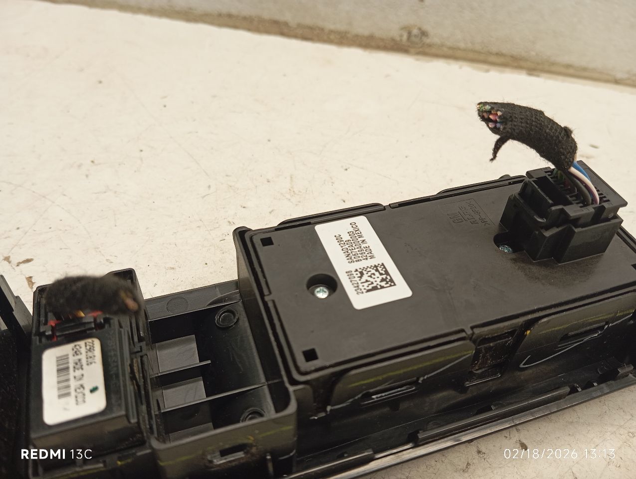 Used 2015 General Motors SILVERADO 1500 PICKUP Front Door Switch - Stock #H19815