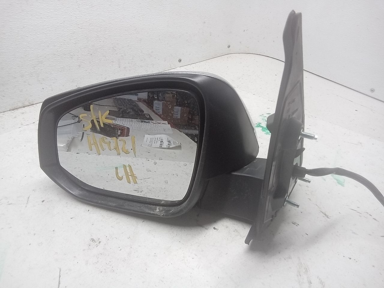 Part image 1