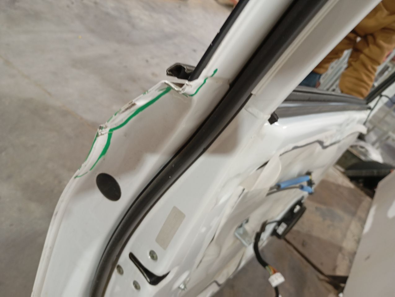 Part image 3