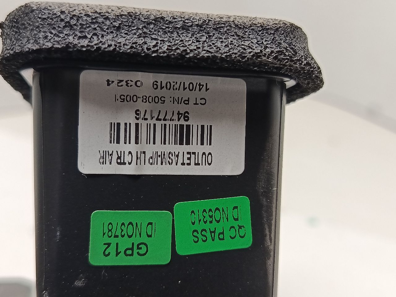 Used 2019 General Motors COLORADO Radio Audio - Stock #H19889