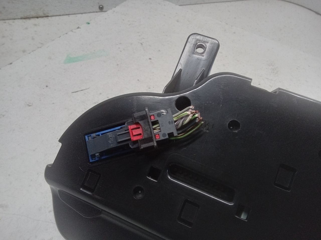 Part image 6