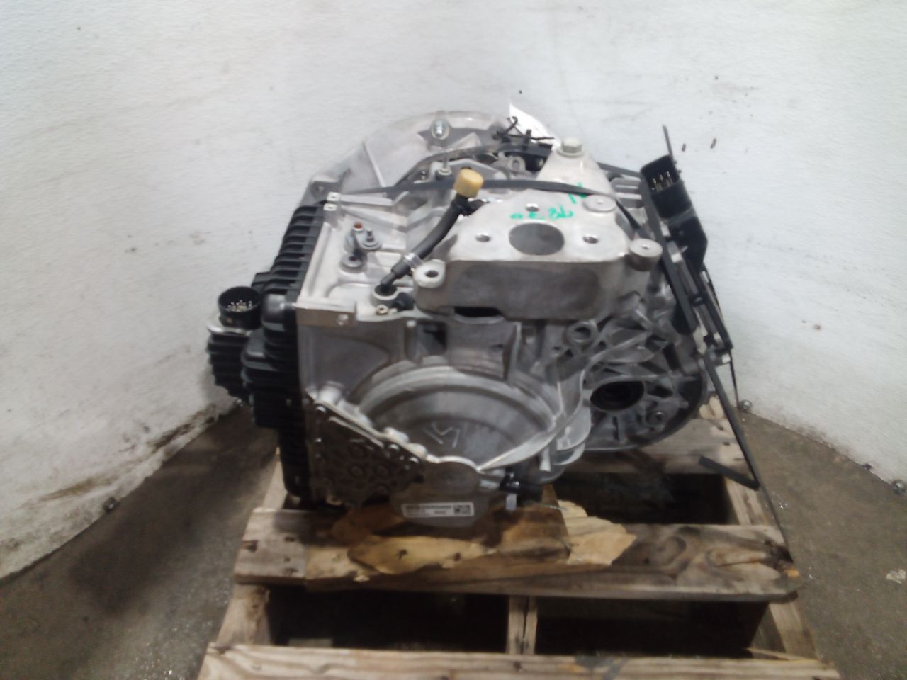 Part image 3