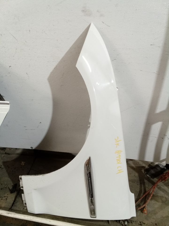 2015 Jaguar XJ Fender