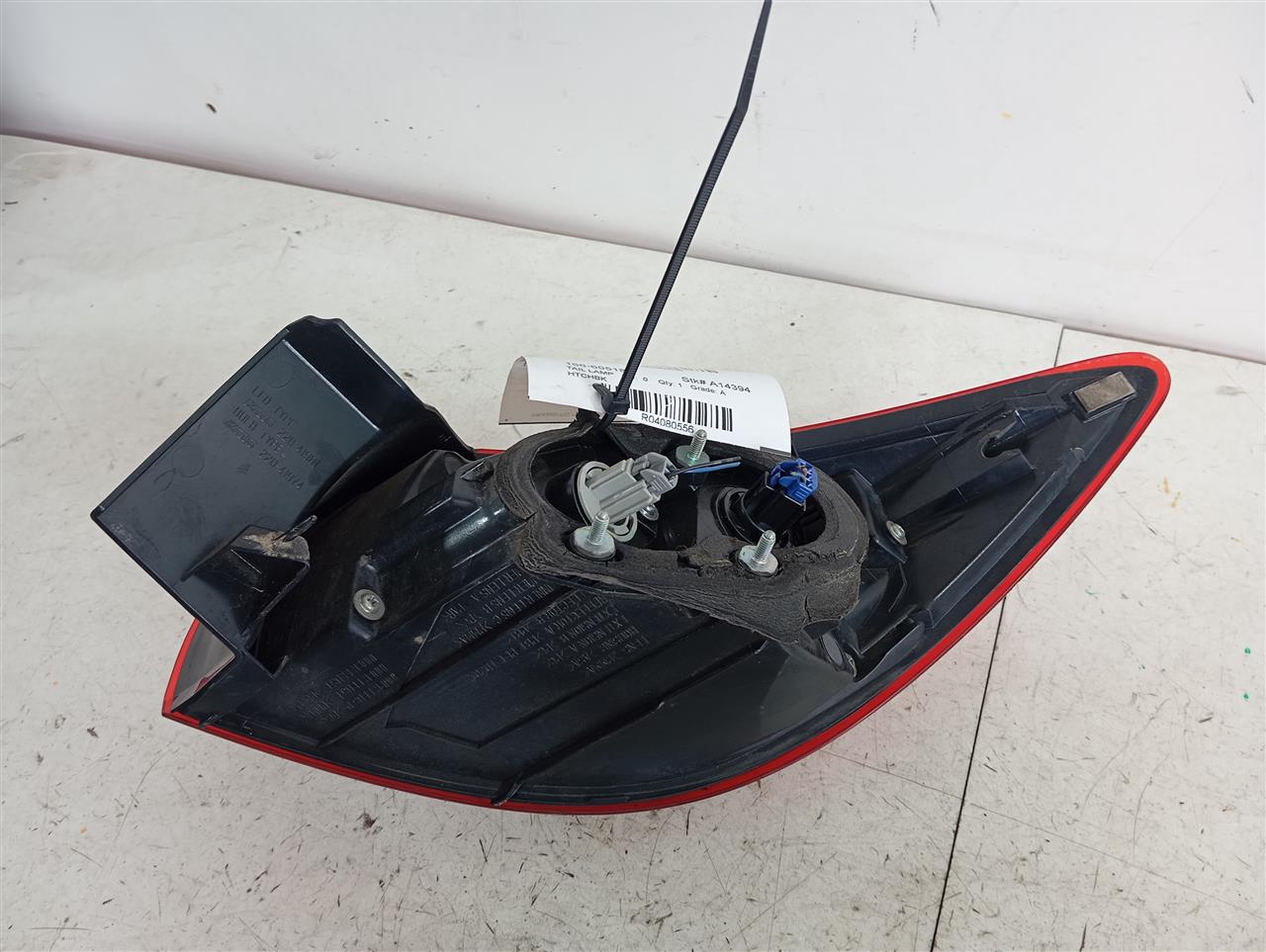 Part image 3