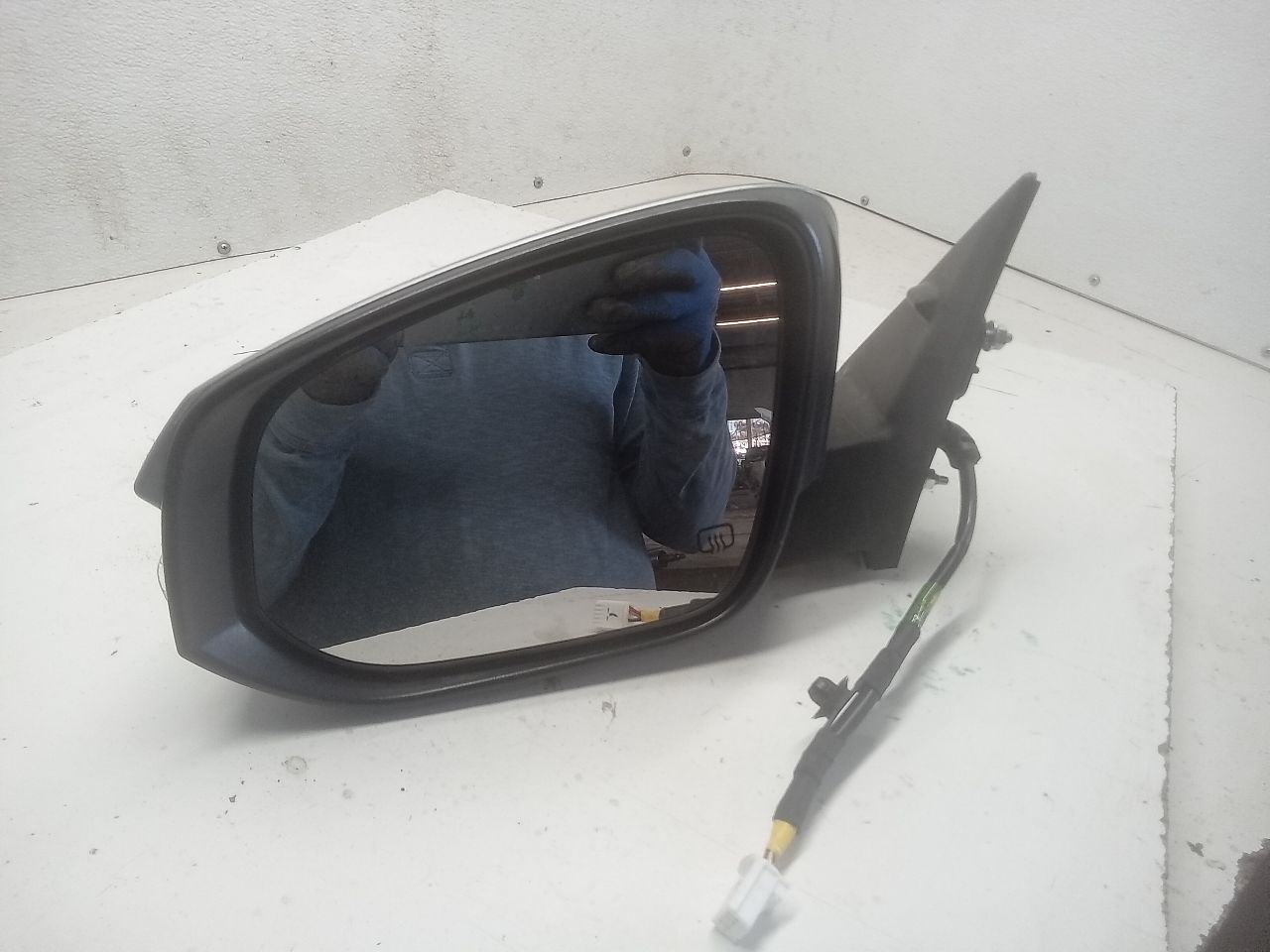 Part image 2
