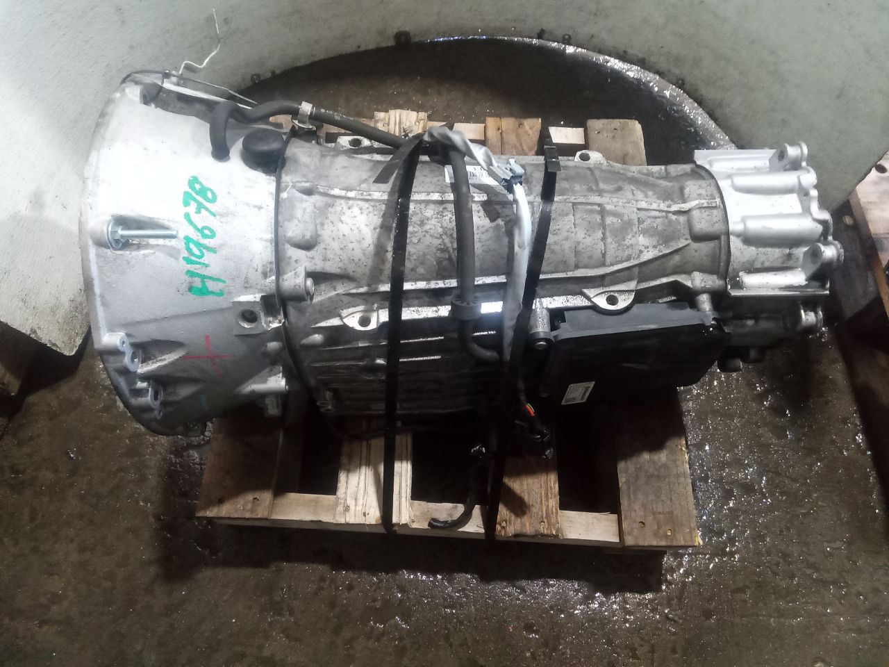 Part image 3