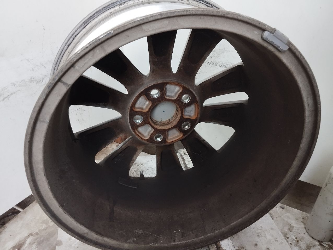 Part image 3
