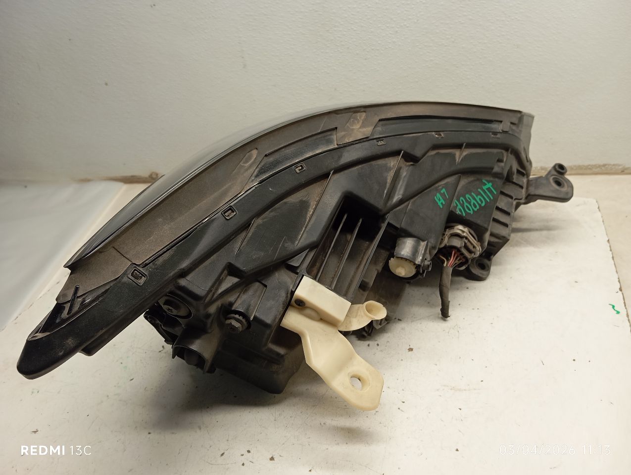 Part image 3