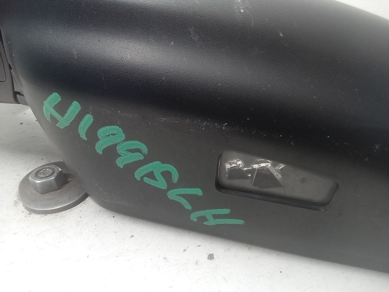 Part image 9