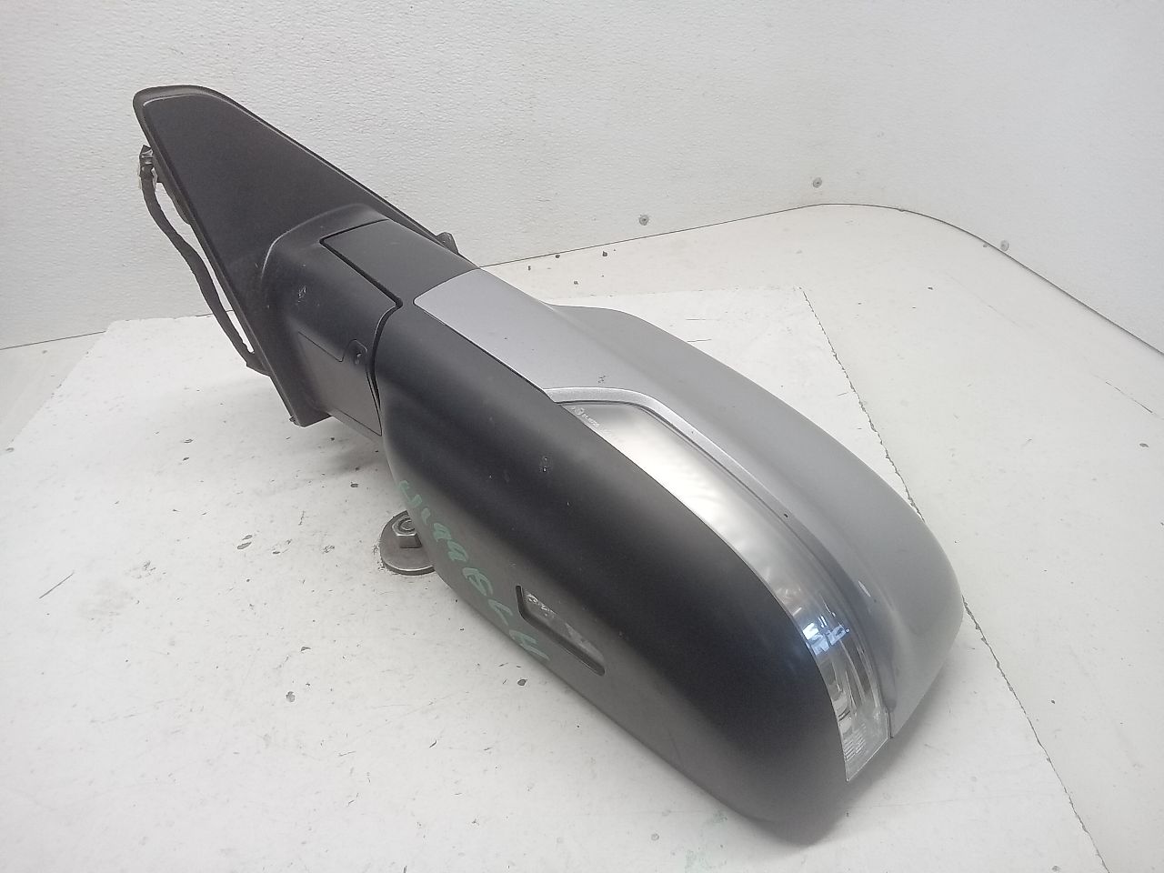 Part image 10