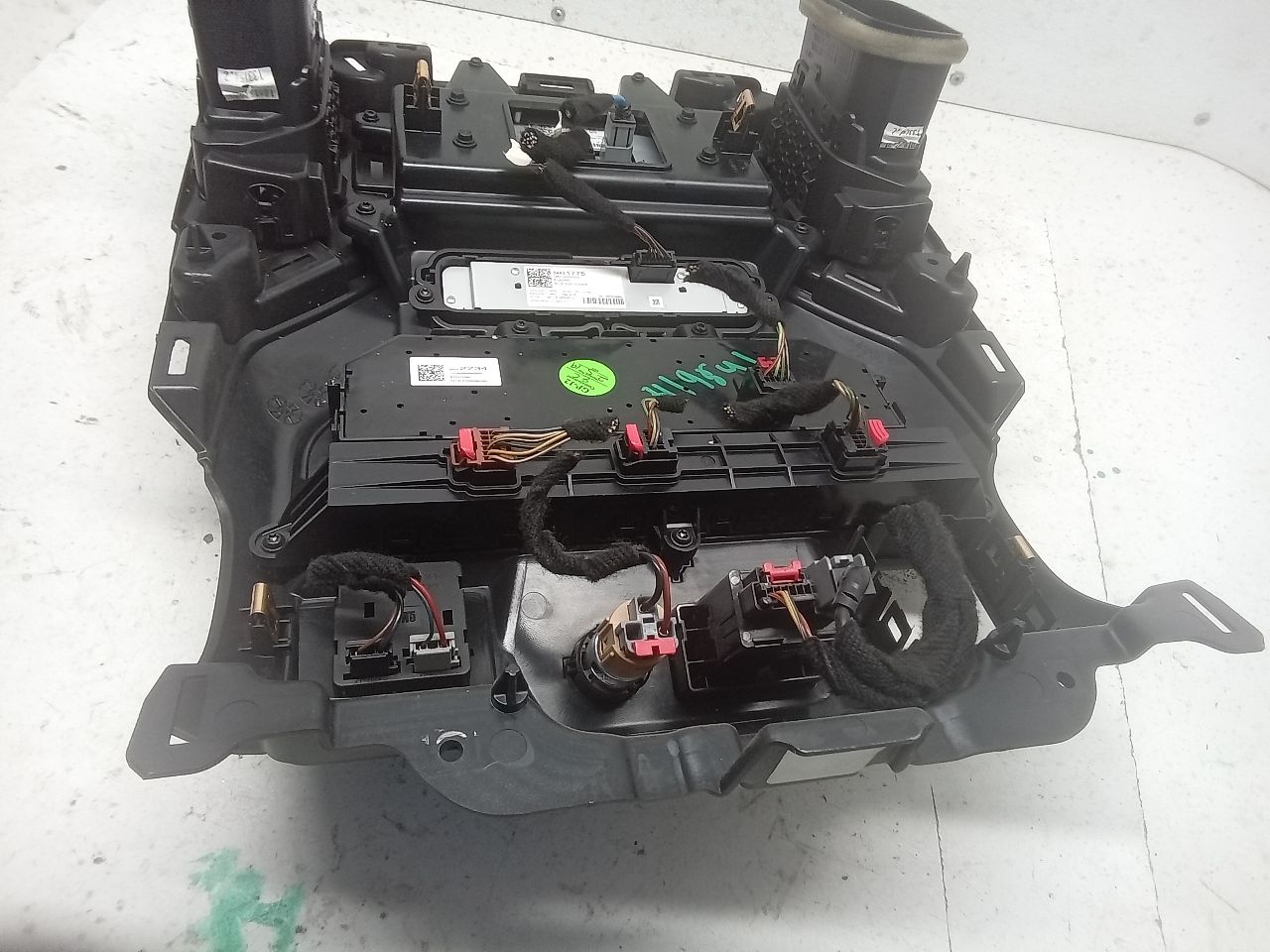 Part image 4