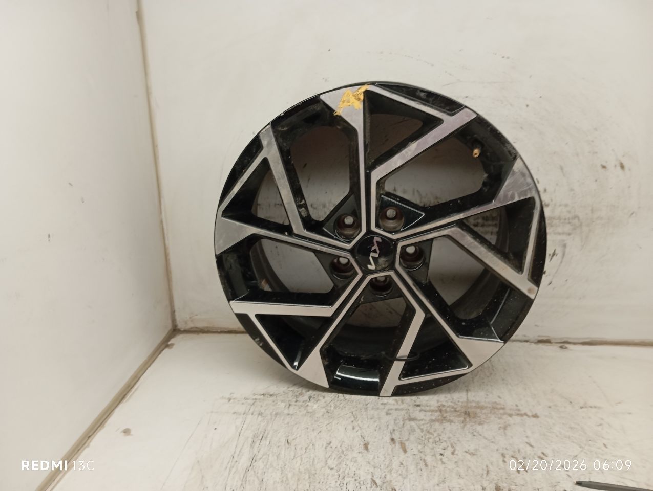 Part image 4