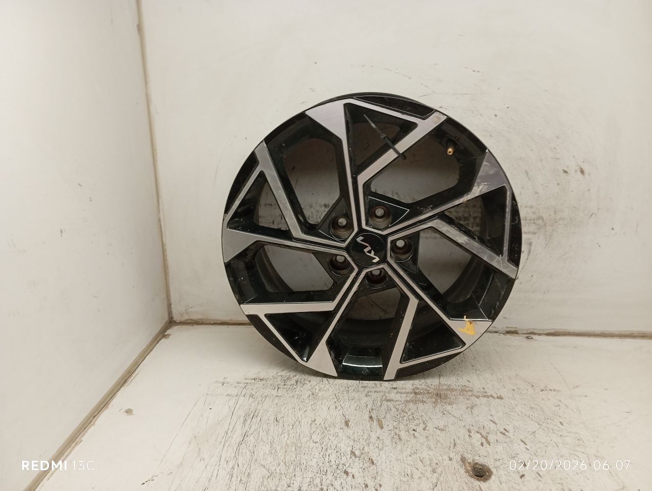 Part image 4