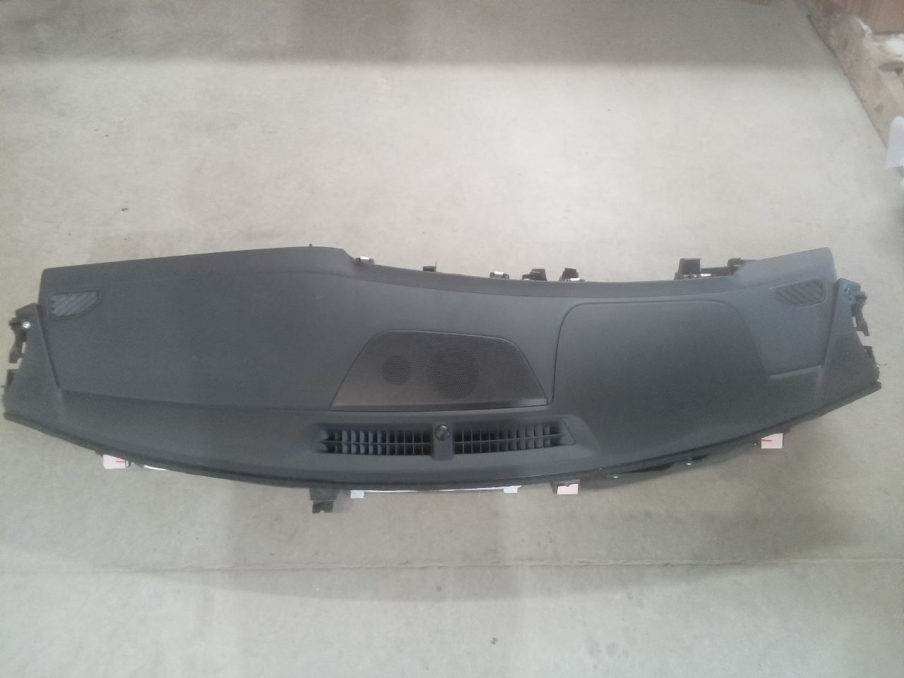 Part image 4