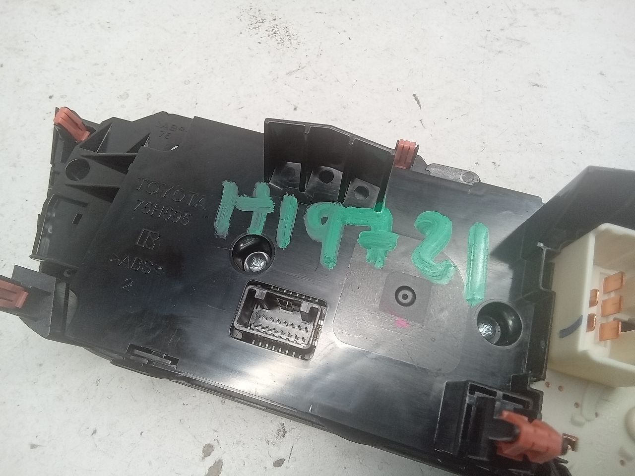 Used 2018 Toyota TACOMA Temp Control - Stock #H19721