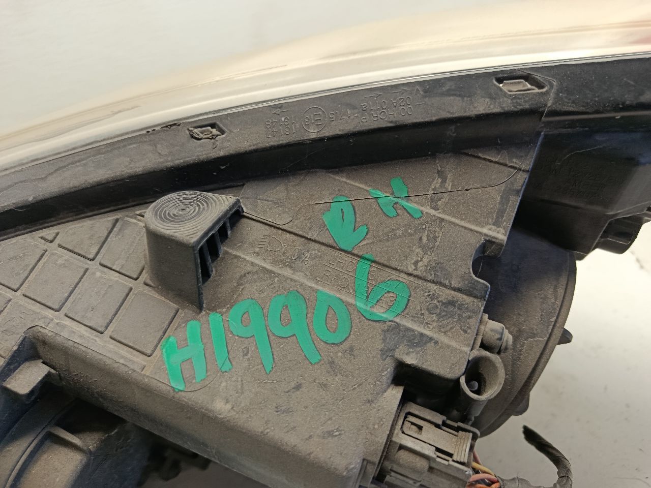 Part image 4
