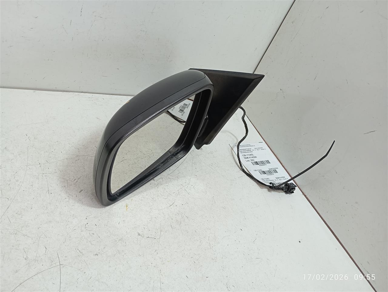 Used 2015 Chrysler JOURNEY Side View Mirror - Stock #A14304