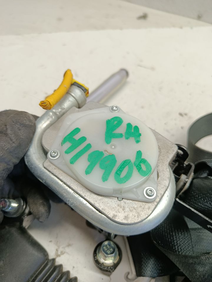 Used 2013 Hyundai ELANTRA retractor - Stock #H19906