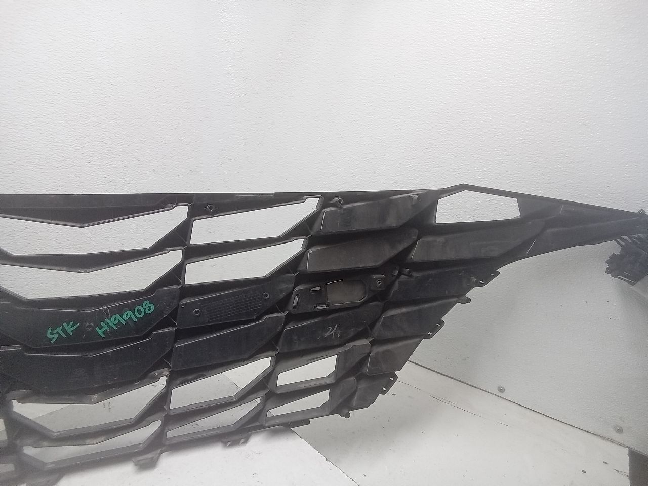 Part image 6