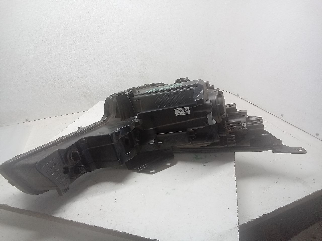 Part image 8