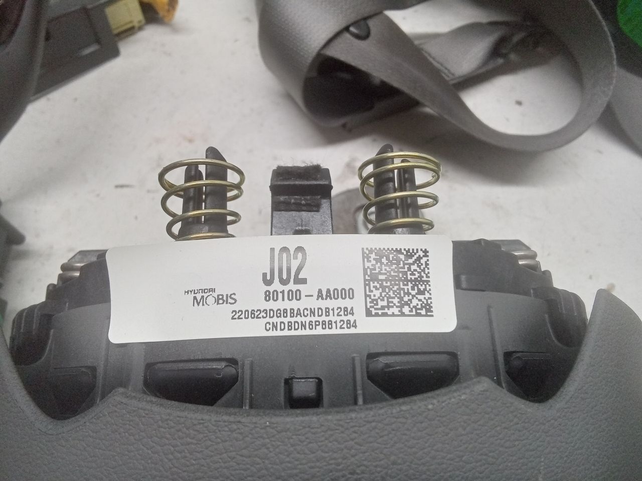Part image 3