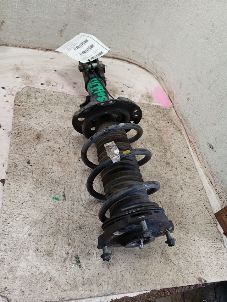 2023 Hyundai ELANTRA Strut